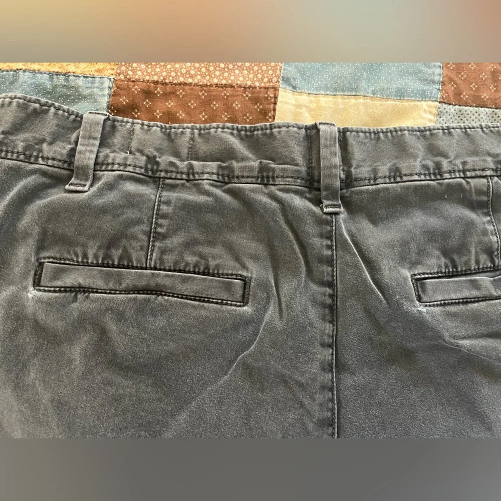 GAP Girlfriend Chino Dark Gray pants Size 10 - Picture 3 of 5